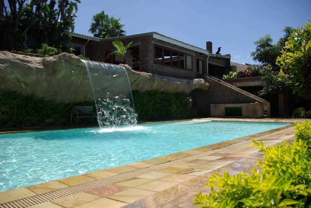 Columbus Guest House Mbombela Екстериор снимка